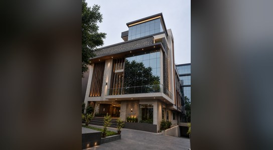 Udyog Vihar 315